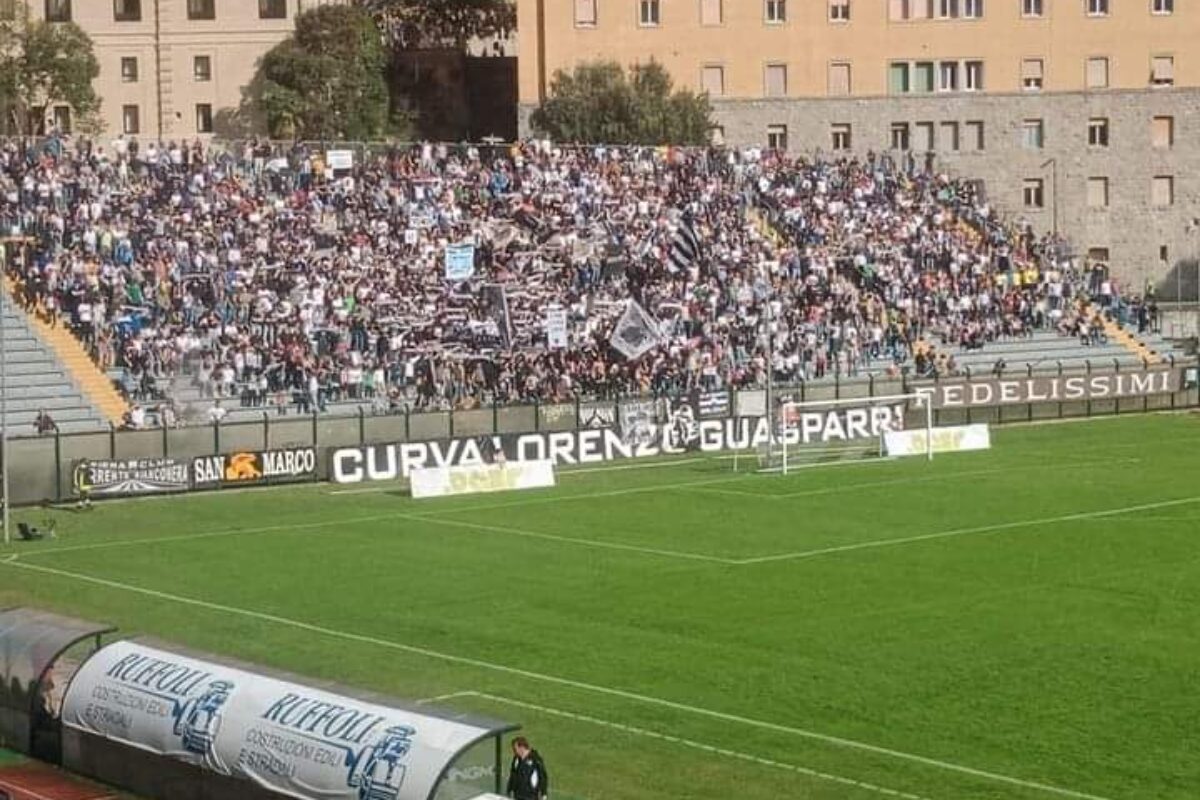 Siena Livorno 1-2: derby amaro per la Robur